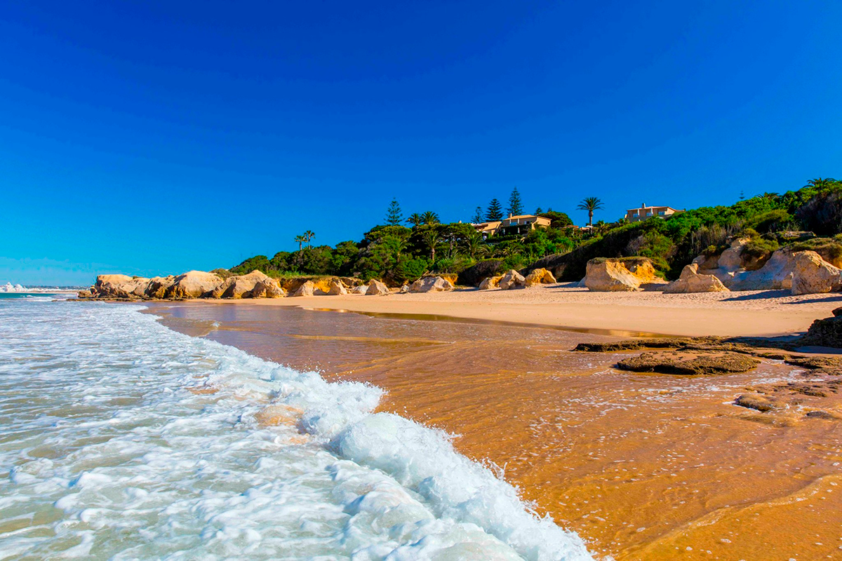 Oceanfront terrace at Vila Joya Restaurant, highlighting the restaurant's scenic location and exceptional culinary experience.