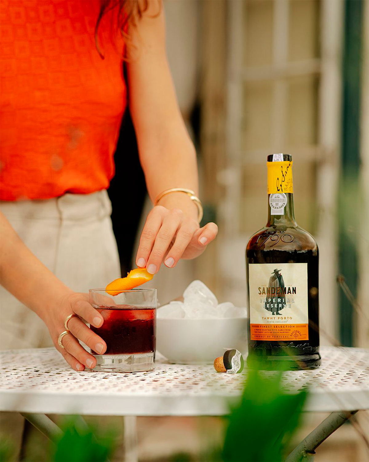 The Porto wine tasting experience in Porto, Portugal, features a curated selection of Tawny, Ruby, and Vintage Ports, presented in elegant glassware, often paired with local delicacies, showcasing the rich flavors and history of this iconic fortified wine.