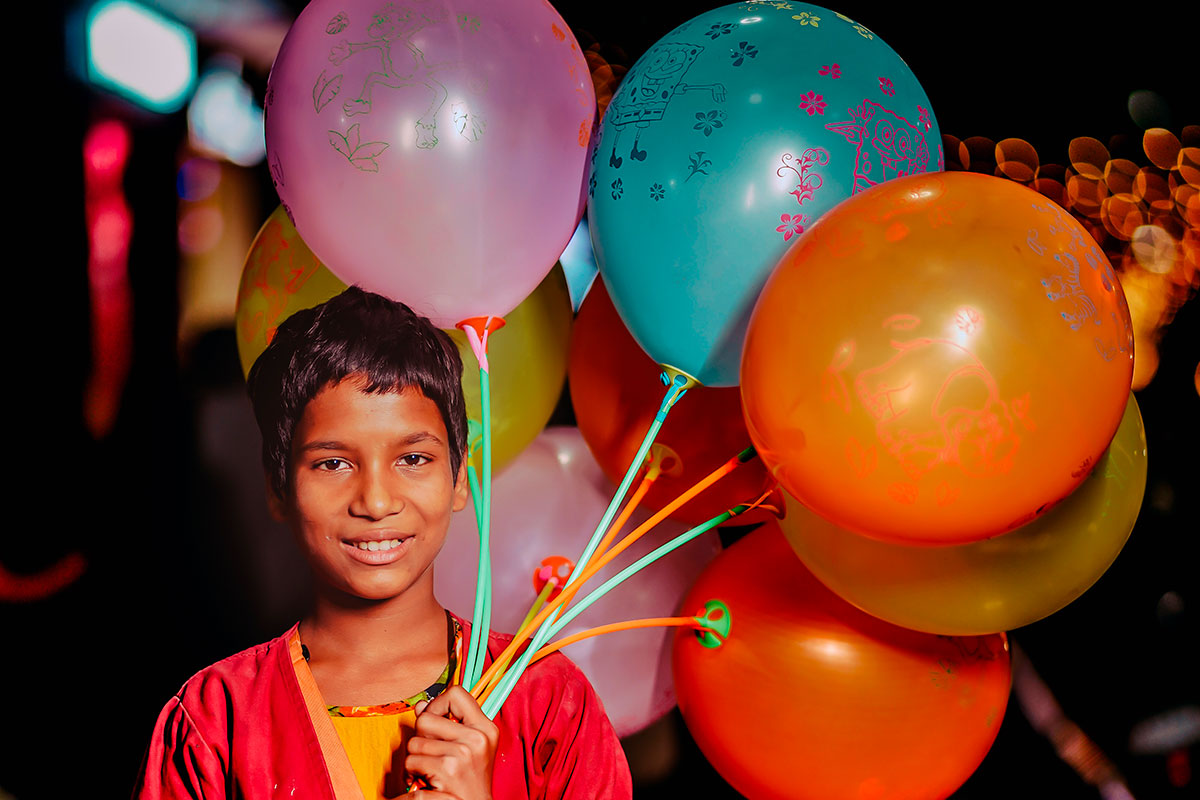 Candid portraits bring authenticity and emotion to your travel photography.