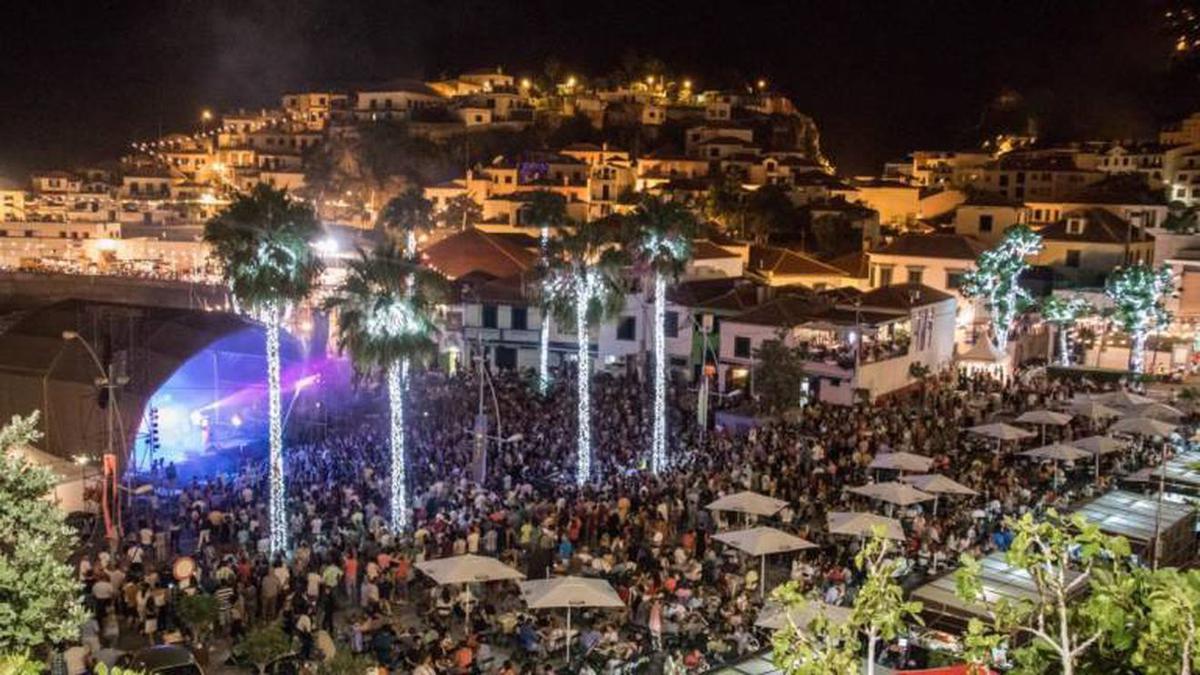 Decorations and festivities during the Black Scabbard Fish Festival
