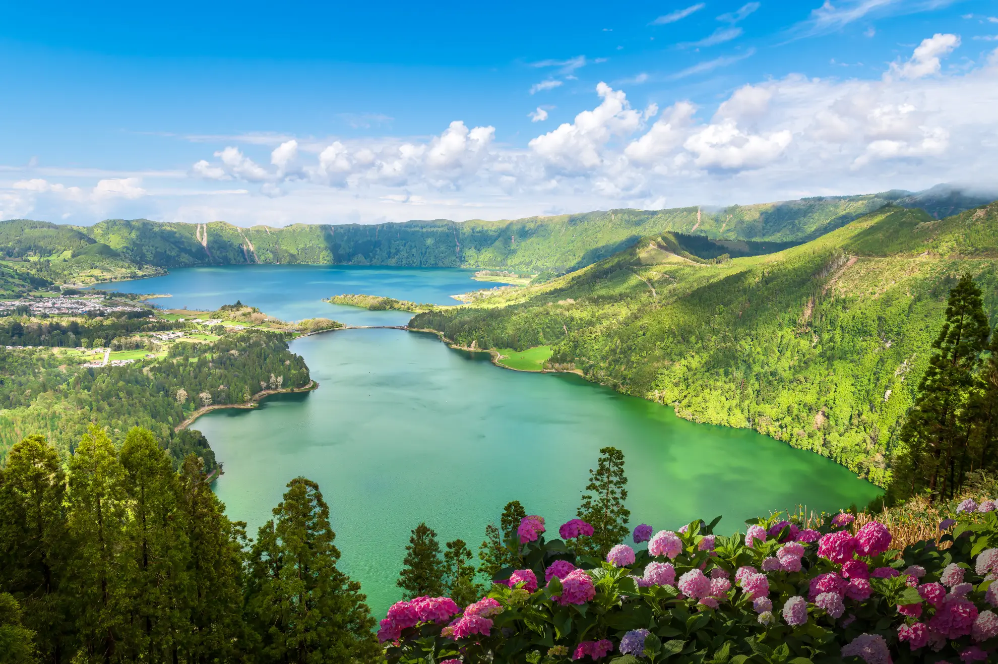Twin crater lakes Lagoa Azul and Lagoa Verde inside Sete Cidades caldera S&atilde;o Miguel