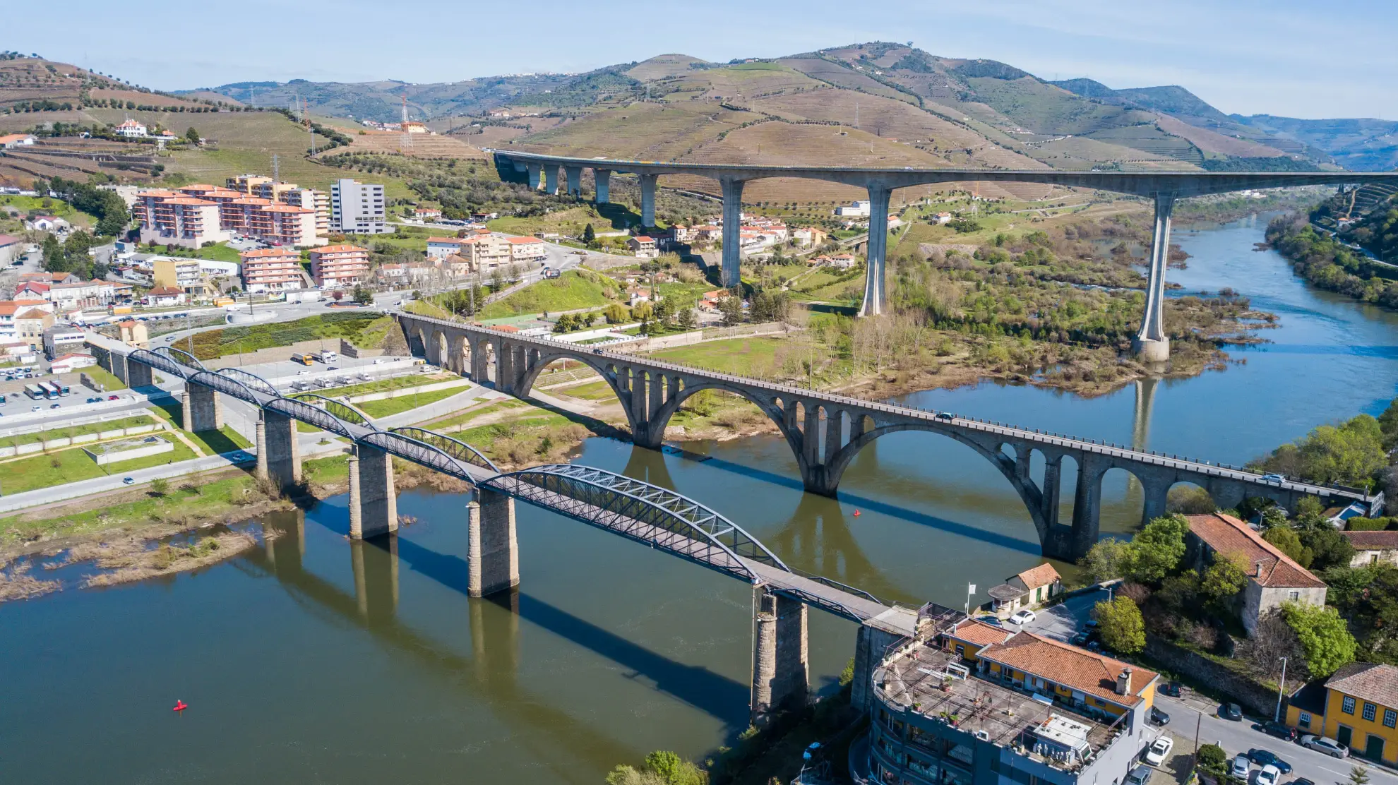 Panoramic view of the Douro Valley from a hilltop miradouro above Peso da R&eacute;gua.