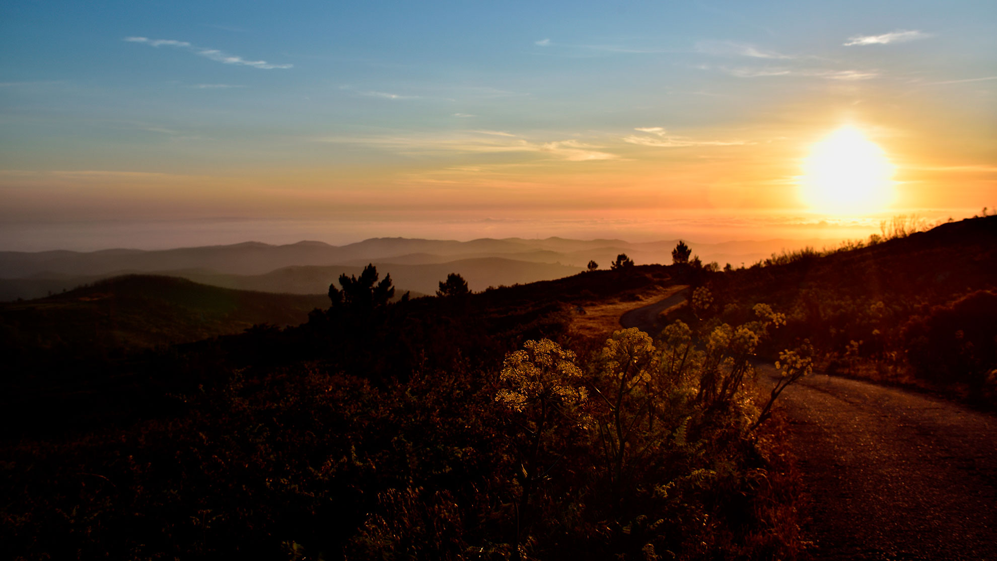 Panoramic view from F&oacute;ia Peak across the Algarve coast toward the Atlantic Ocean.