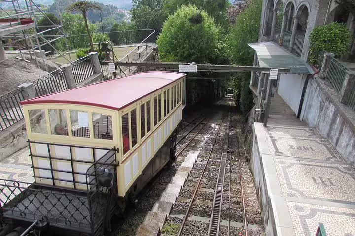 Braga & Guimarães Full-Day Tour from Porto with Lunch Included