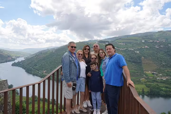 2-Day Private Tour: Lisbon, Porto & Douro Valley Wine