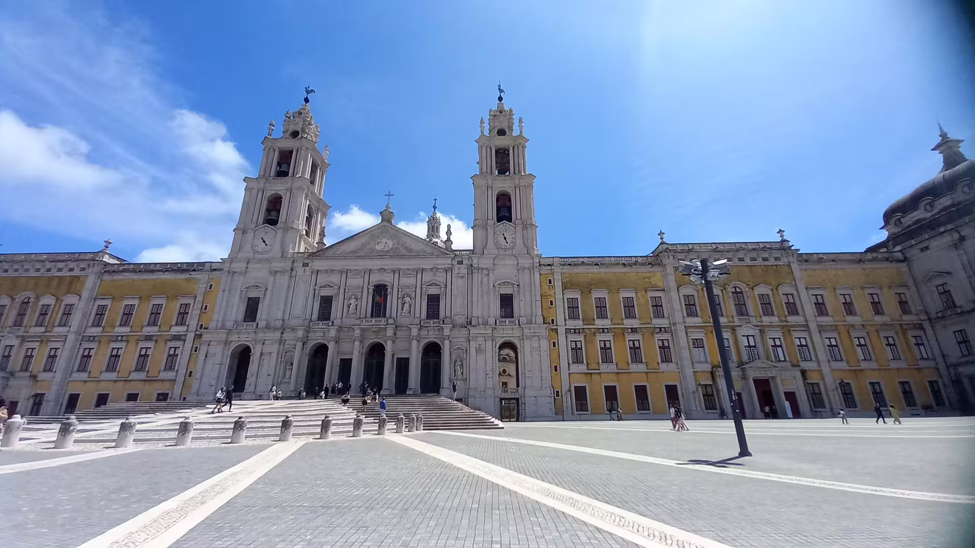 Full-Day Guided Tour: Mafra, Ericeira & Sintra Park