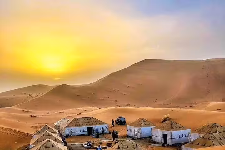 Tour de 4 días y 3 noches de Marrakech a Merzouga: Ait Ben Haddou y el Sáhara