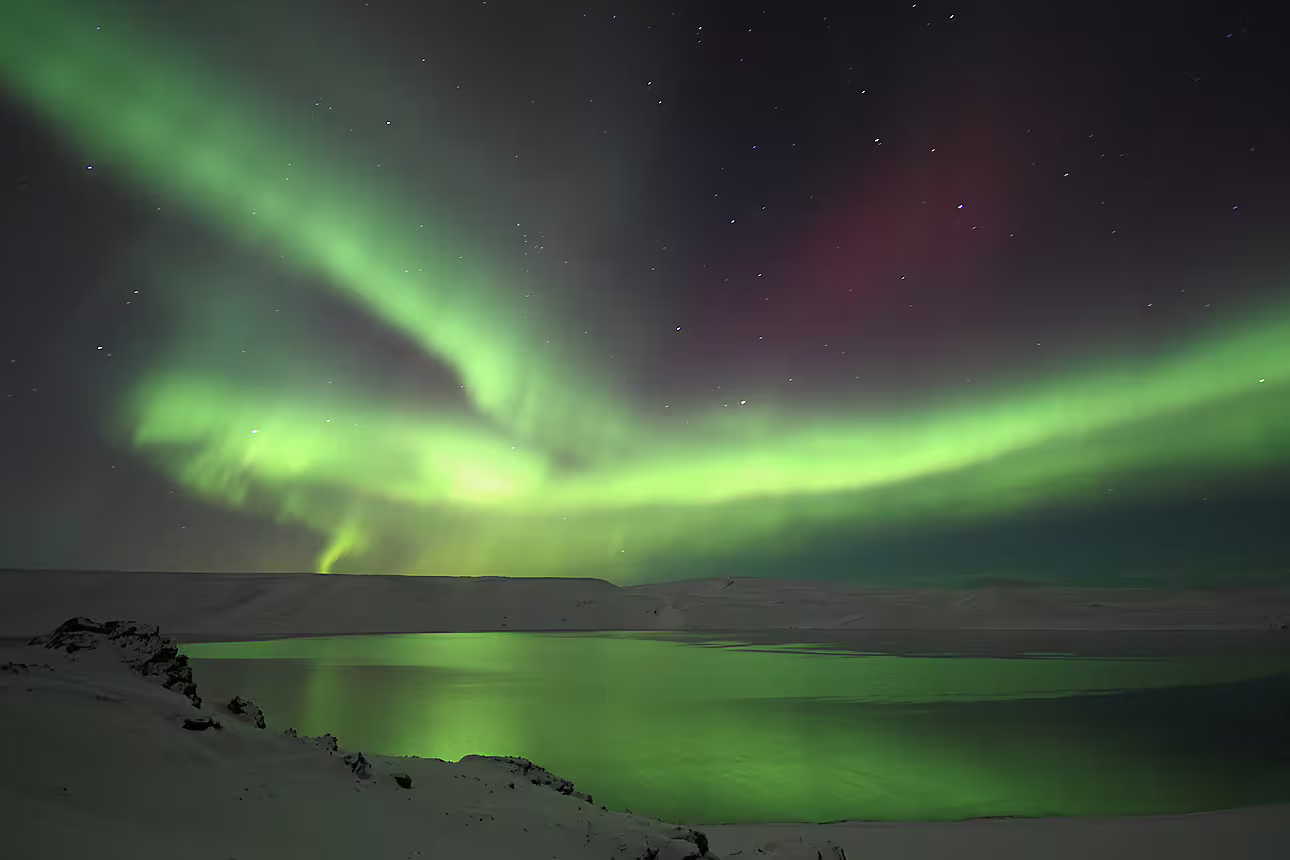 Golden Circle and Northern Lights Super Jeep tour from Reykjavík — Þingvellir by afternoon and aurora borealis by night