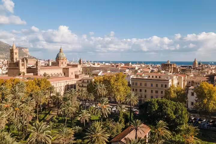 Visite privée de la cathédrale de Monreale et de la plage de Mondello au départ de Palerme
