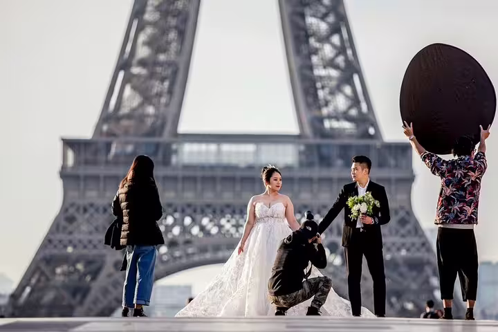 Tour privato di mezza giornata a Parigi: Montmartre e Torre Eiffel