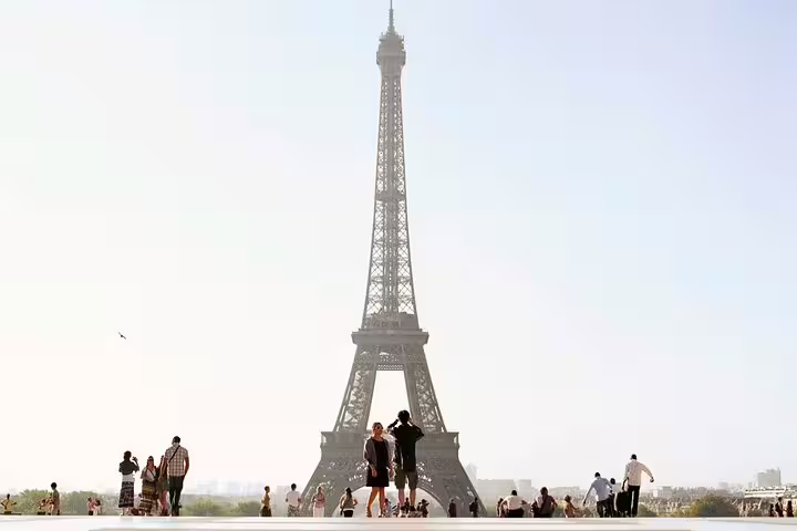 Paris Full-Day Tour: Hop-On Bus, Seine Cruise and Eiffel Tower