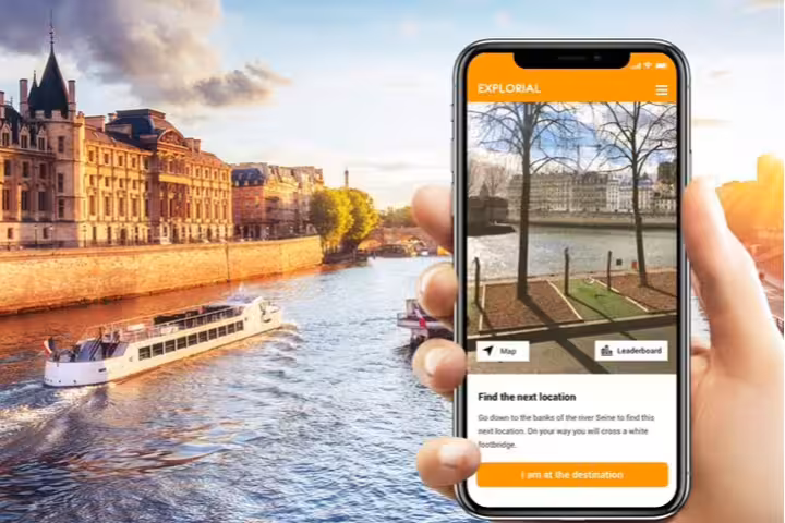 Paris Marais District Self-Guided Walking Tour & Scavenger Hunt