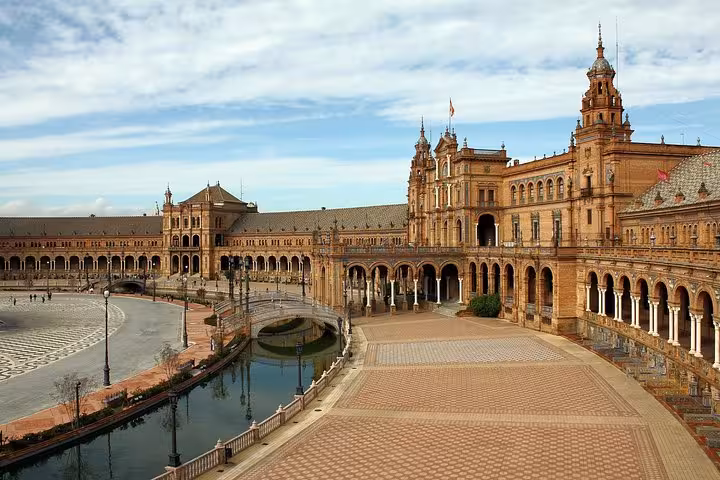 7-Day Guided Tour of Andalusia & Madrid from Lisbon