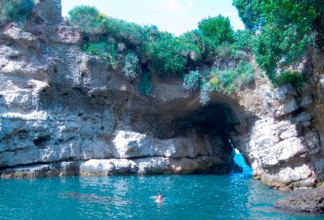 Guided Trekking Tour in Sorrento: Regina Giovanna & Coast